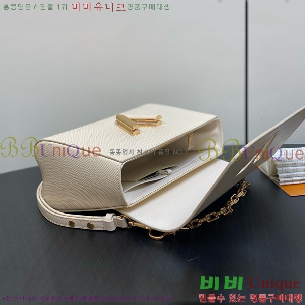 #���̺��� Ʈ����Ʈ MM M24630-101