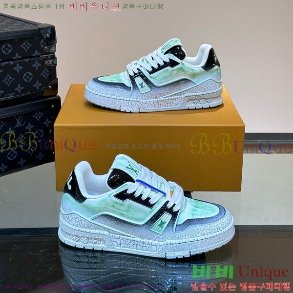 ���̺��� Ʈ���̳� ����Ŀ�� 55L4541744-2