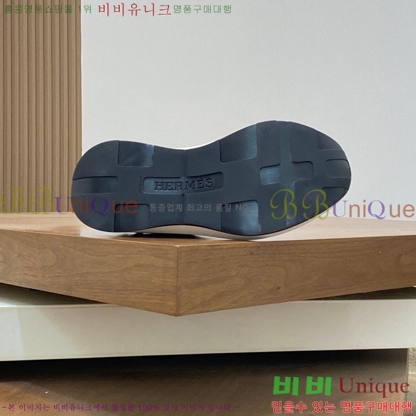 ���� �����޽� ����Ŀ�� HE897162-3