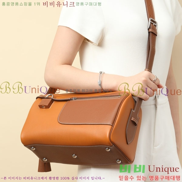 #�����޽� Nouveau On Boby ũ�ν��� NB290250-3 ����ǰ