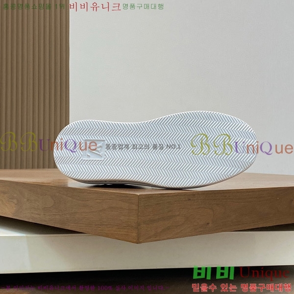 ���� ���̺��� ����Ŀ�� 40LV47521427-3