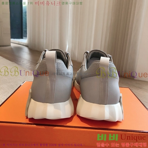 �����޽� �ٿ�� ����Ŀ�� 34H746538-1