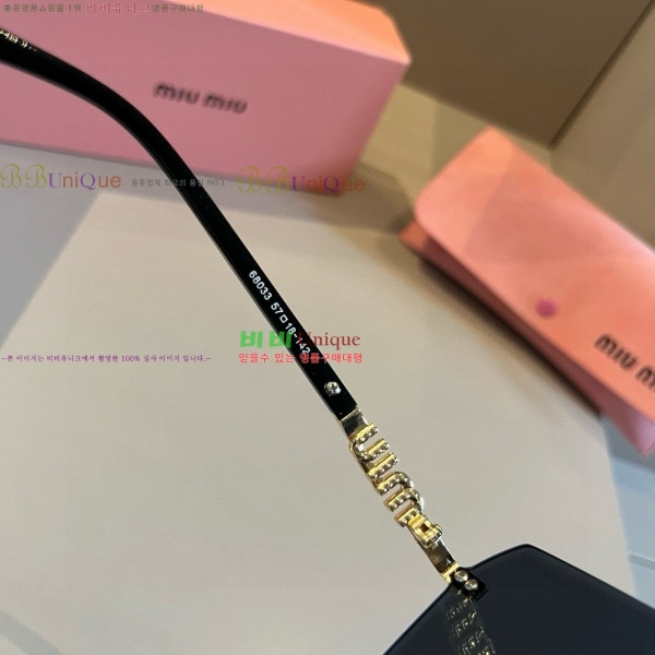 �̿�̿� ���۶� M2456582-2