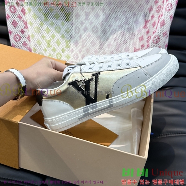 ���� ���̺��� ����Ŀ�� L716240-8