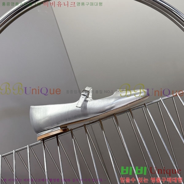 ���� ���̺��� �÷����� L25421633