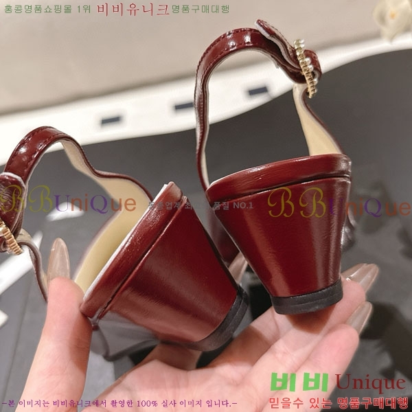 ���� ��* ������ CH2102805