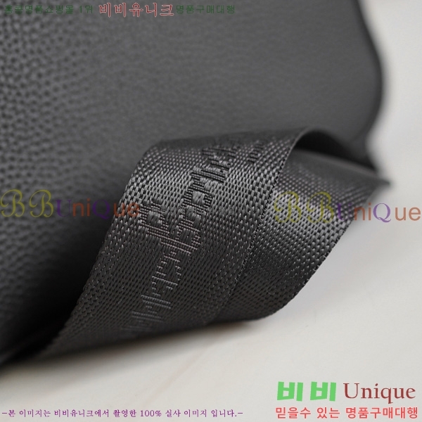 #��󰡸� ũ�ν��� 2116086-2