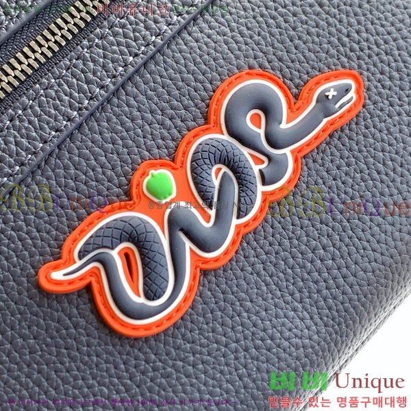 #��� ���̴� 2.0 KAWS �̴� ���� �޽����� 2ESWS034-1