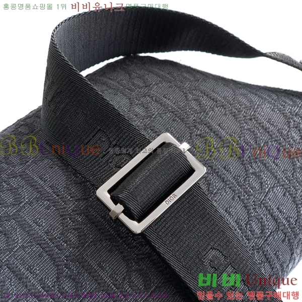 #��� ���̴� 2.0 KAWS ��Ʈ�� 1ESBO077-1