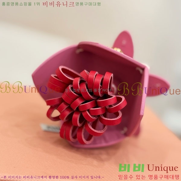 �̿�̿� ŰȦ�� MIU016657-8  