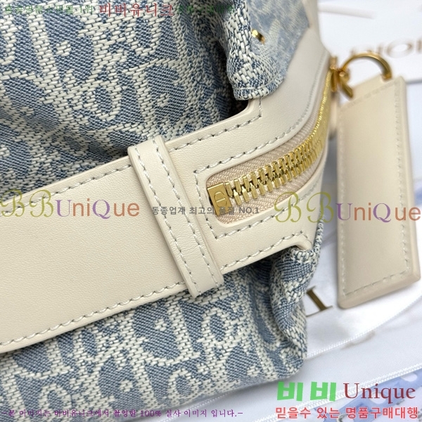 # D-Journey Ϲ  M2416-101