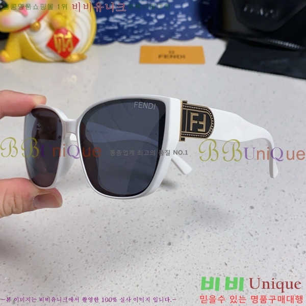 ��� ���۶� F924702-4