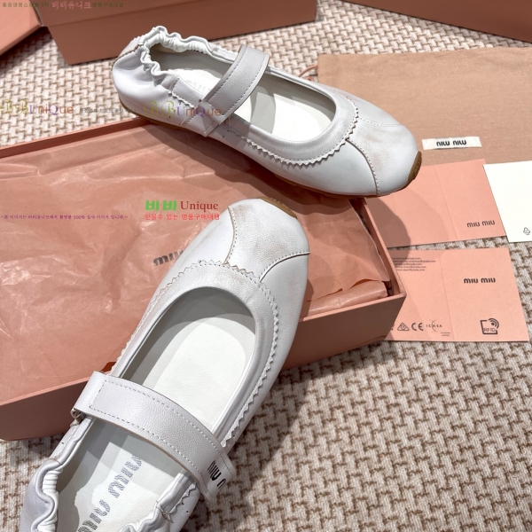 ���� �̿�̿� �޸����� �÷� 30MU255248-4