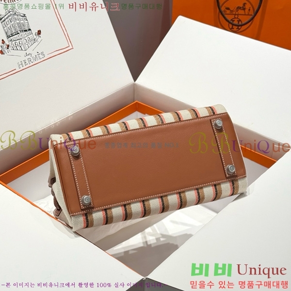 #޽  Ų 29 HE91560-2