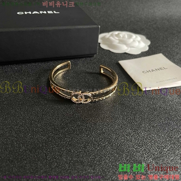 ��* ���� CH667709-5