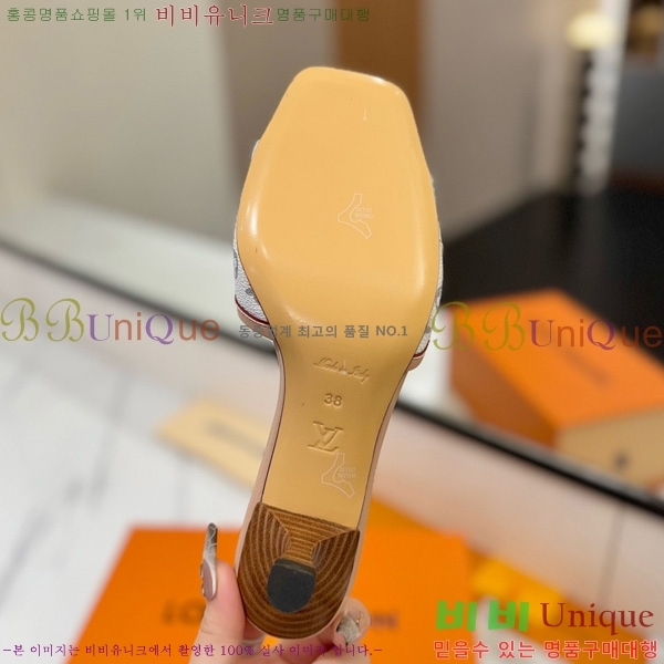 ���̺��� �� ���� 33LV5253860-5 ��5cm