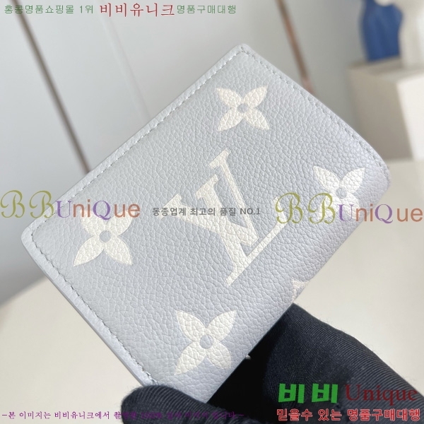 #���̺��� Ŭ���� ���� M14153-100