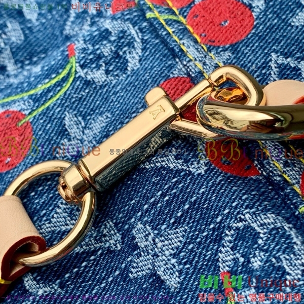 #���̺��� x ����ī�� ���� M13680-101