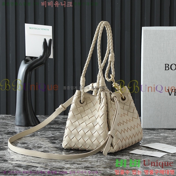 ���װ�����Ÿ �ȵ�Ƹ� �Ķ�Ʈ 796569-2014