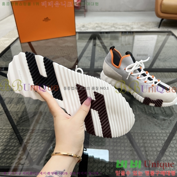 ���� �����޽� ����Ŀ�� HE669056-3