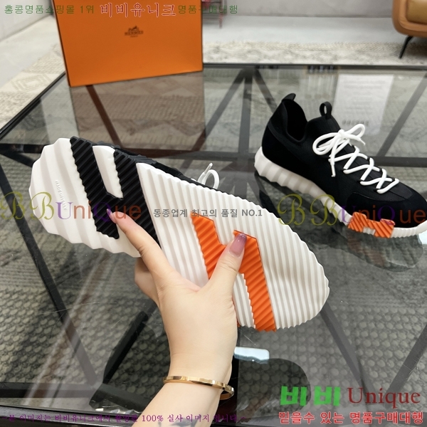 ���� �����޽� ����Ŀ�� HE669056-4