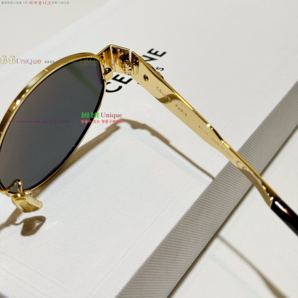 ������ Ʈ������ ��Ż ���۶� 20CE25691-2