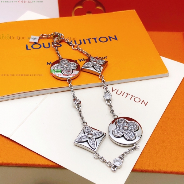 ���� ���̺��� Ŭ���� ���� 9L256183-1