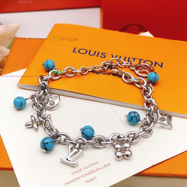 ���� ���̺��� Ŭ���� ���� 8L256185-1