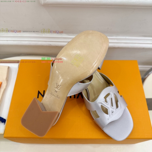 ���̺��� ��ƾ ������ ���� 32LV256234-5 �� 5.5cm