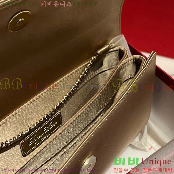 #������� ���� ũ����Ż Ŭ��ġ�� 1523642-8