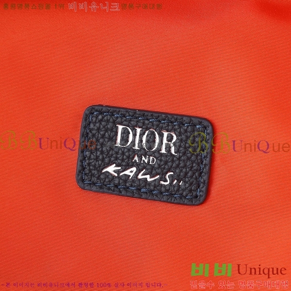 #��� ���̴� 2.0 KAWS ���� ���� 1ESBA199-301