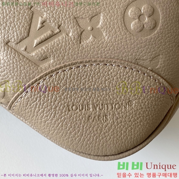 #���̺��� ���� �ҷδ� ũ�ν��� M13706-102