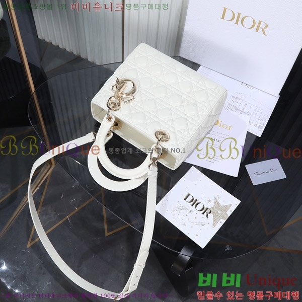 #��� ���̵�� �̵� M50660-1