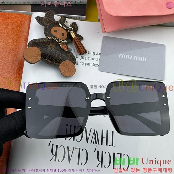 ���� �̿�̿� ���۶� M869921