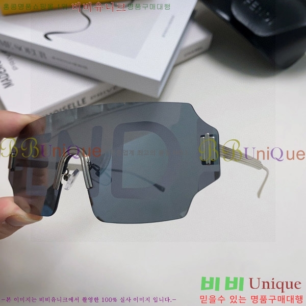 ��� ���۶� F924703-1