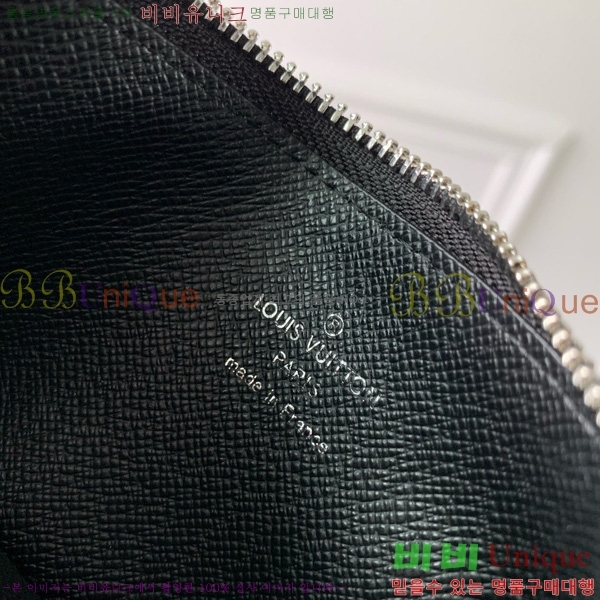 #���̺��� ���� ī�� Ȧ�� M64038-204