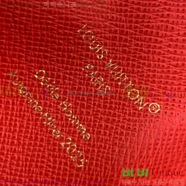 #���̺��� ���� ī�� Ȧ�� N40812-101