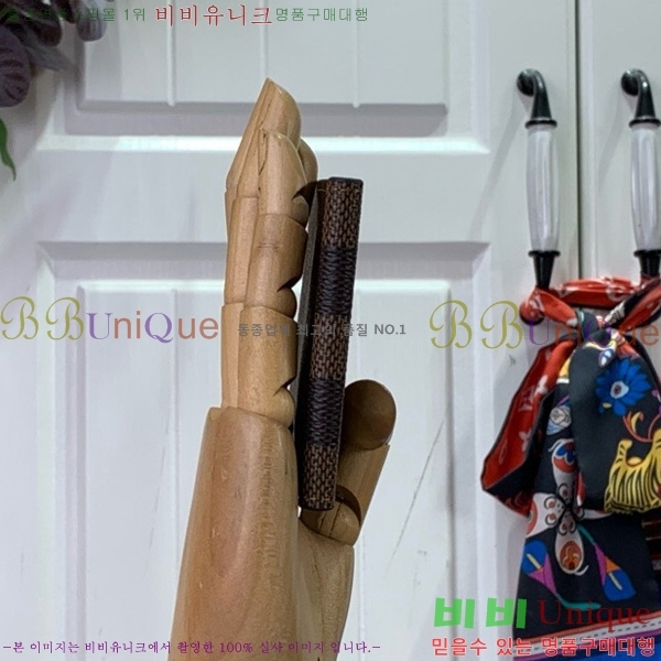 #���̺��� �Ӵ�Ŭ�� N61000-107