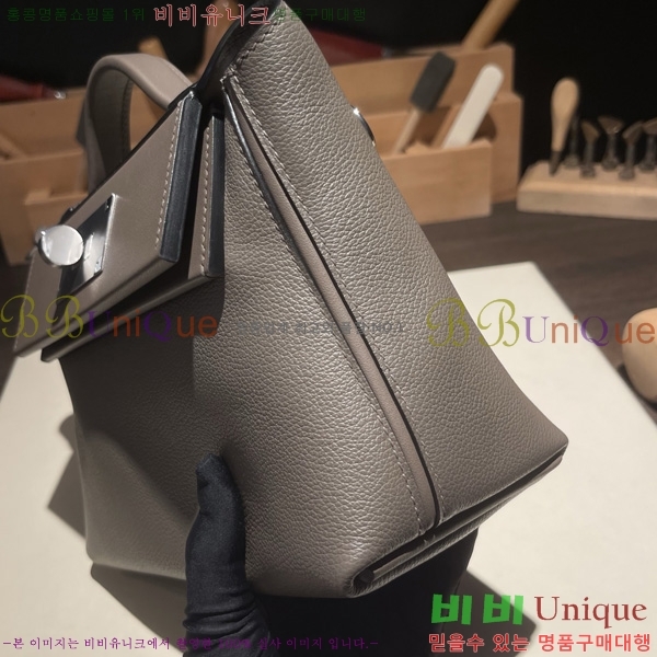 #�����޽� 2424 21�� �̴� H242400-17