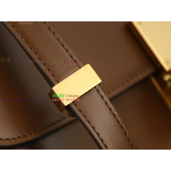 #������ Ŭ���� �ڽ��� �̵� 24������ CE164173-1300