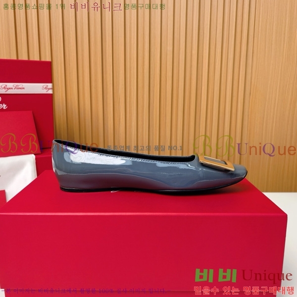 ������� ��Ŭ �߷����� �÷� 32RV725541-7