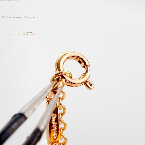 �������� Ƽ�Ĵ� ����� TIF074033-9