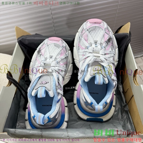 �߷��þư� 3XL Ʈ���̳� ����Ŀ�� BLA356601-2