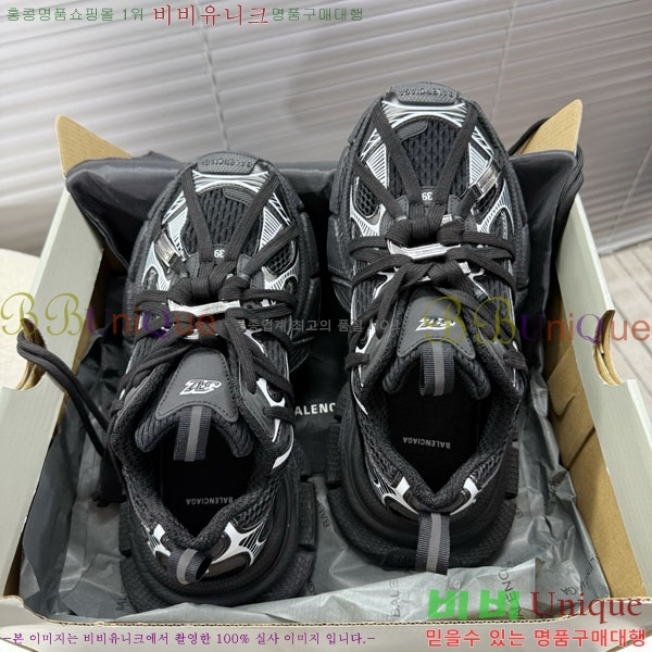 �߷��þư� 3XL Ʈ���̳� ����Ŀ�� BLA356601-8