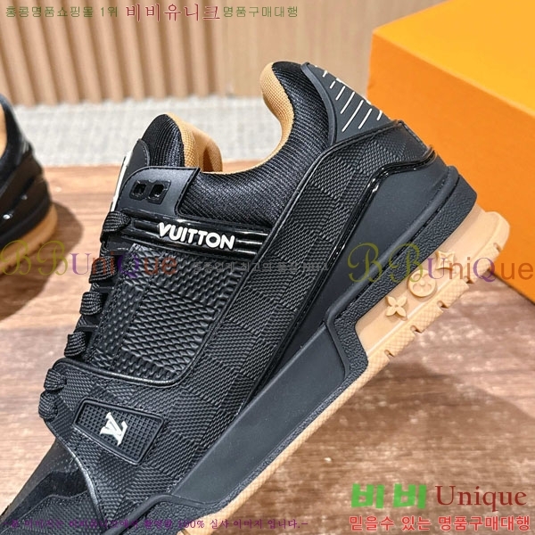 ���̺��� 𝐋-𝐓𝐑𝐀𝐈𝐍𝐄𝐑 ����Ŀ�� �������� L201990-7