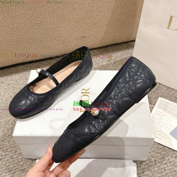 ��� �޸����� �÷����� 28DL2592612-3