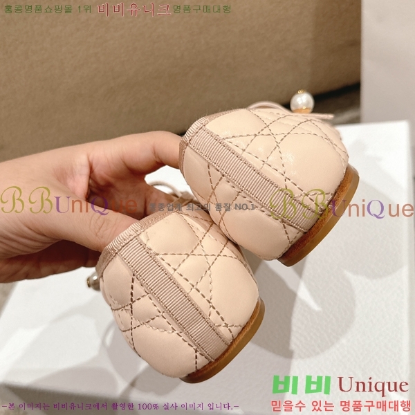 ��� �޸����� �÷����� 28DL2592612-7