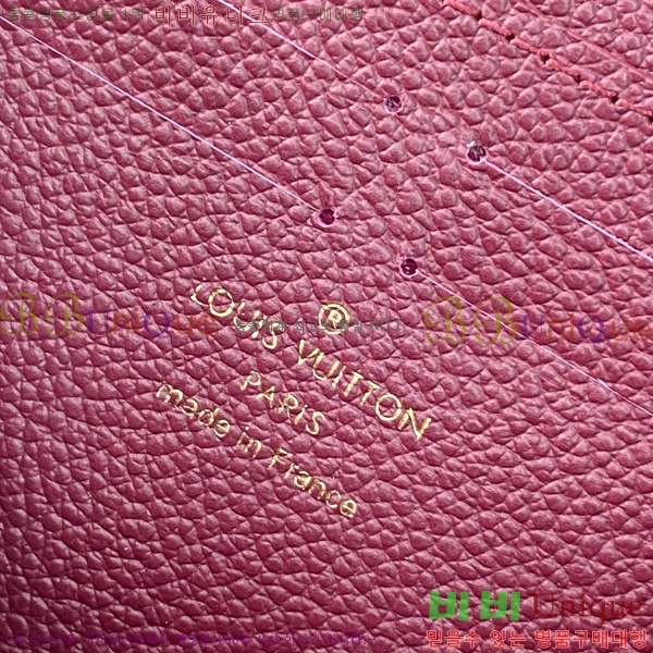 #���̺��� Ŭ������ ���� M25815-101