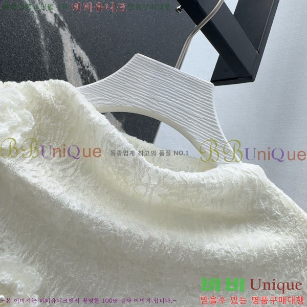 ���� �߷�Ƽ�� ����Ƽ V0T723420-1