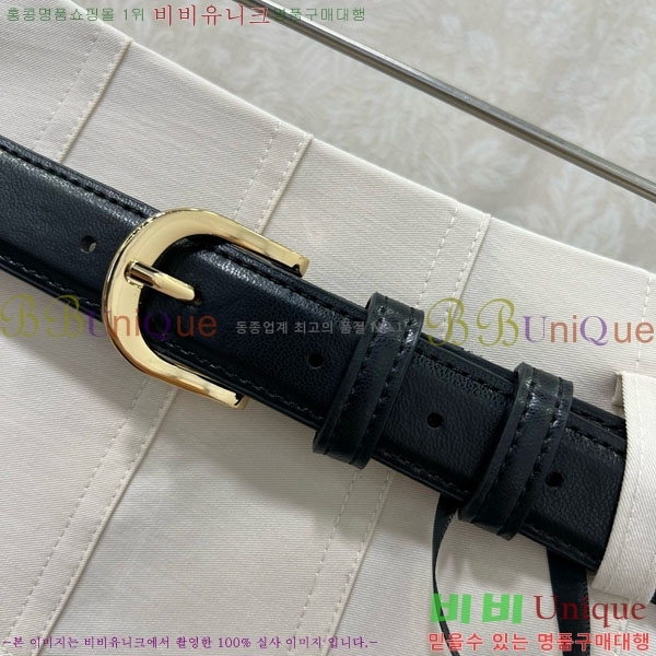 ���� �̿�̿� ��ĿƮ MU156788-3